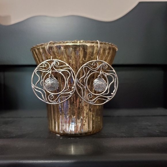 ⬇️Silpada 925 Silver Swirl Disc Dangle Earrings Vintage RARE ⬇️ - Picture 6 of 10